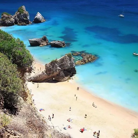 Estúdio Vista Mar Com A/c E Acesso Privado à Praia